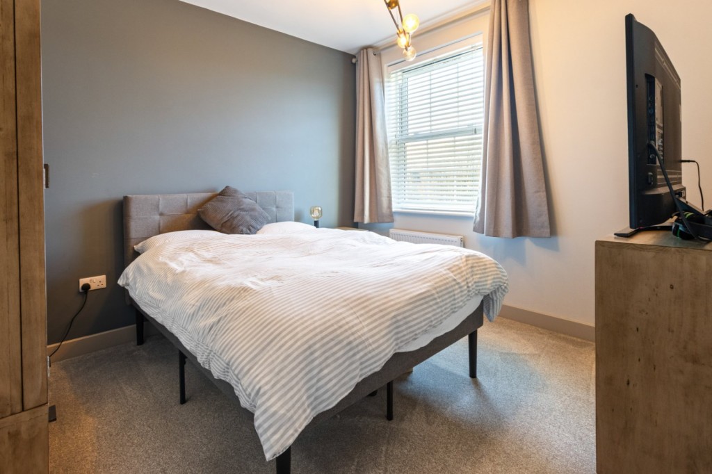 New Waltham, Grimsby