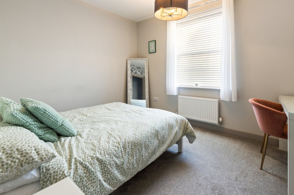 New Waltham, Grimsby