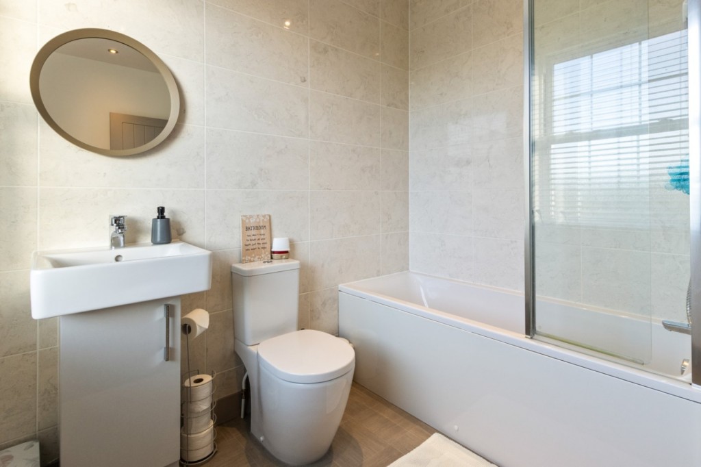 New Waltham, Grimsby