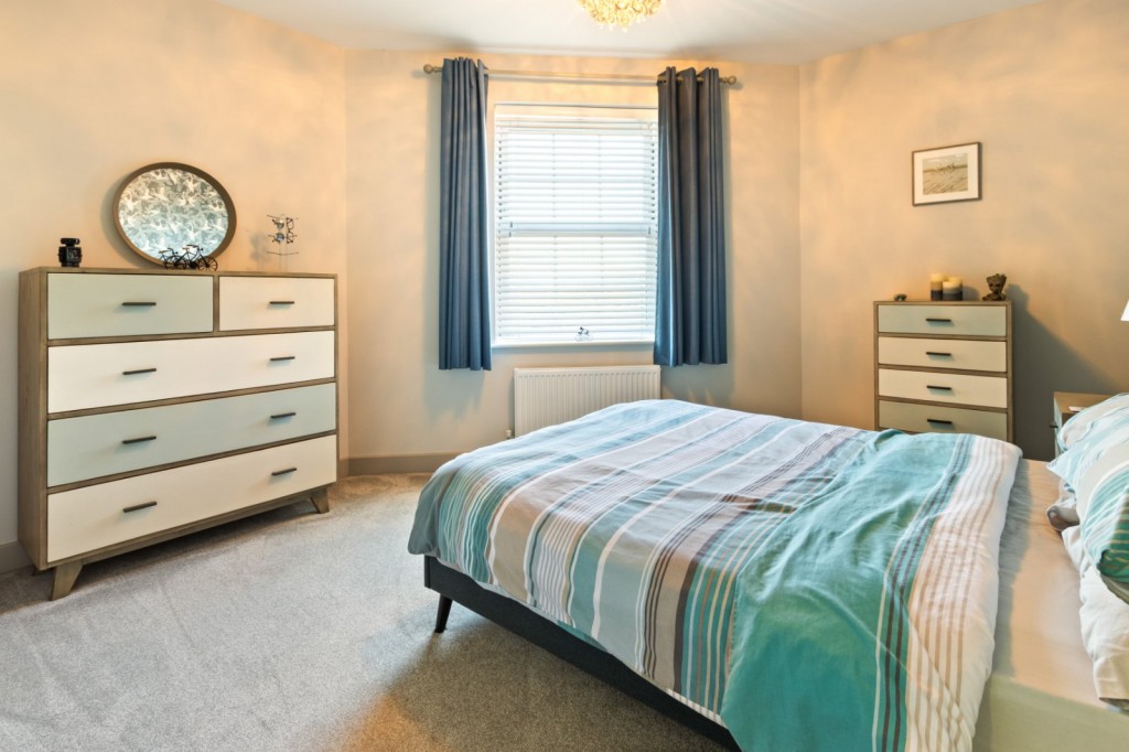 New Waltham, Grimsby