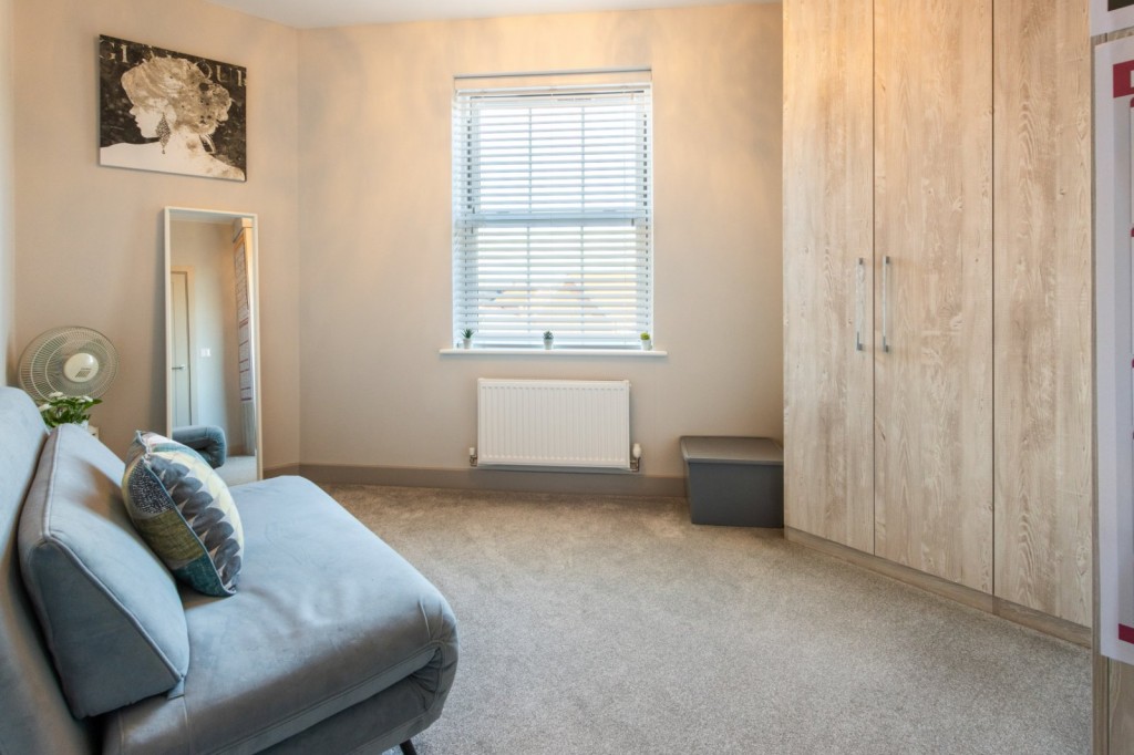 New Waltham, Grimsby