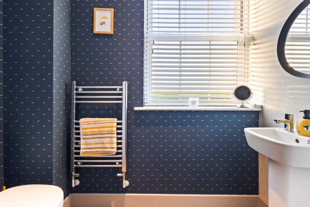 New Waltham, Grimsby