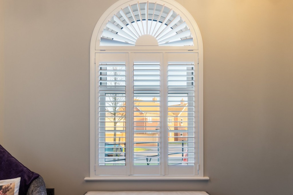 New Waltham, Grimsby