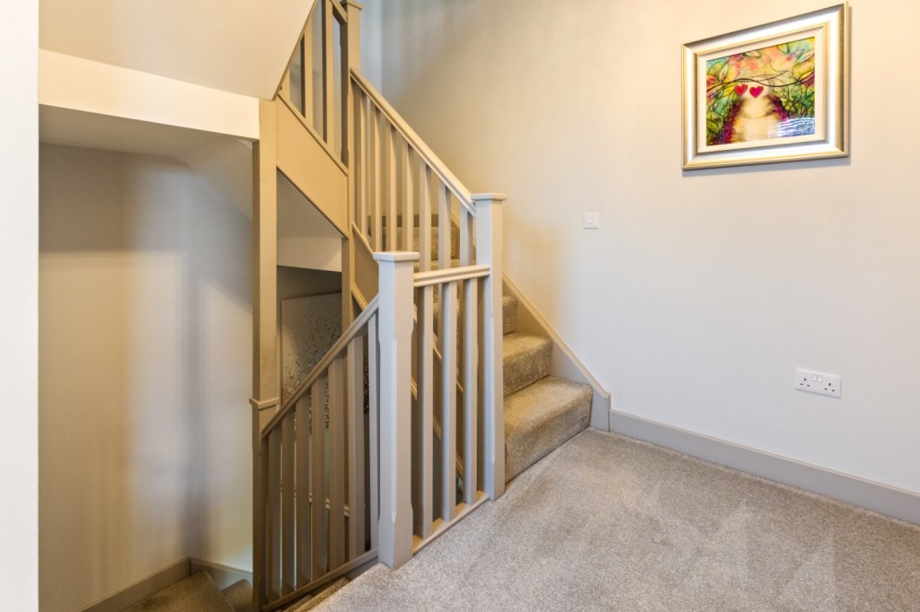 New Waltham, Grimsby