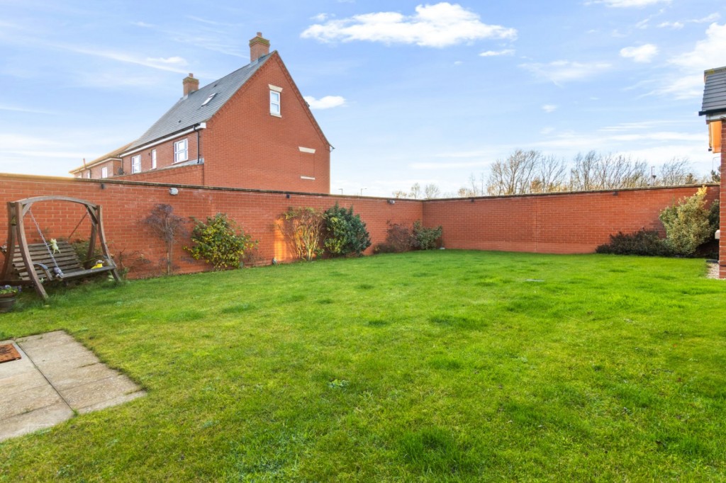 New Waltham, Grimsby