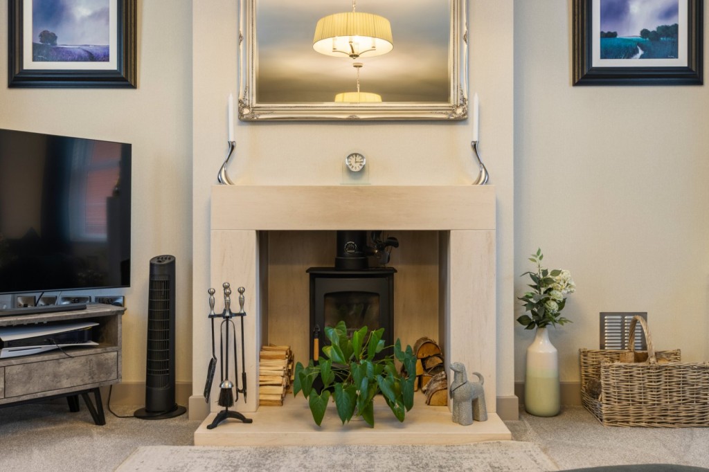 New Waltham, Grimsby