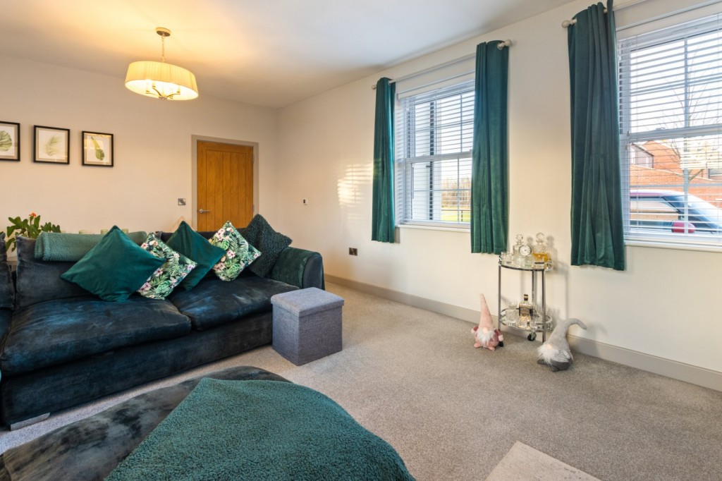 New Waltham, Grimsby