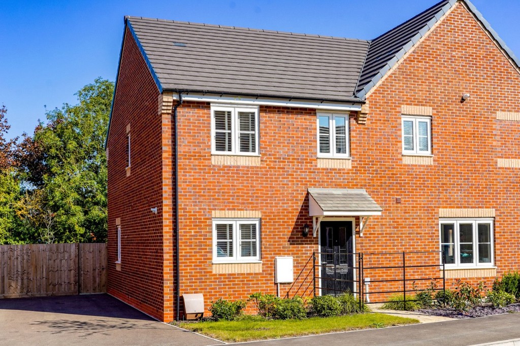 Station Road, Kirton