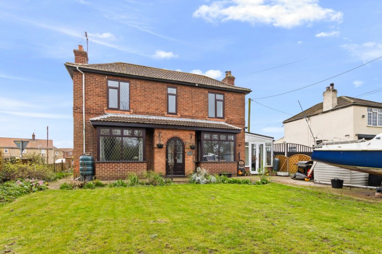 Willoughton, Gainsborough