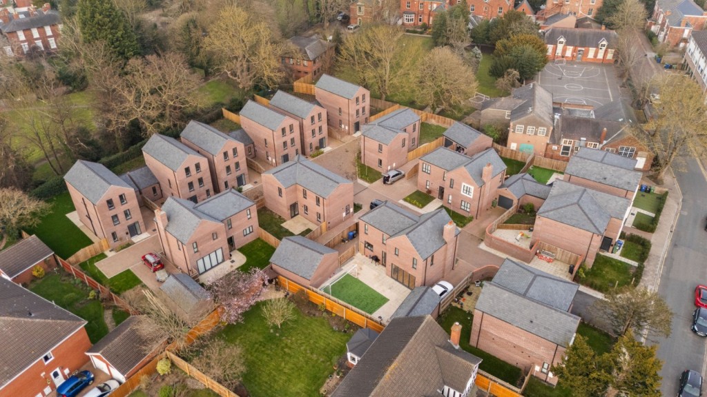 College Street, Grimsby, N. E Lincolnshire