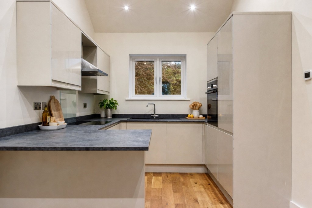 College Street, Grimsby, N. E Lincolnshire