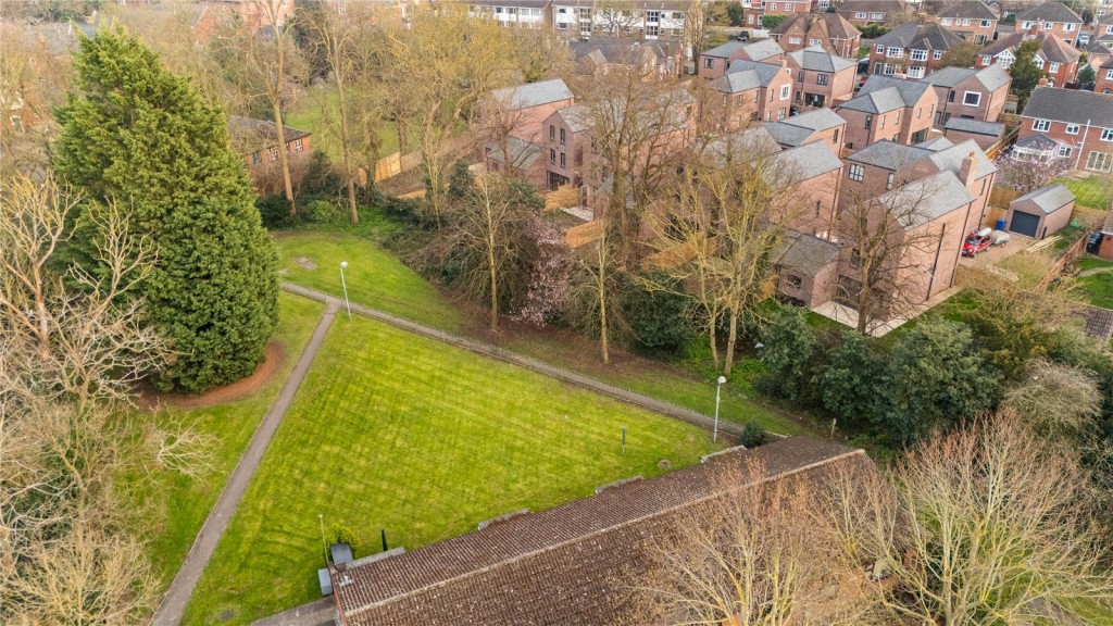 College Street, Grimsby, N. E Lincolnshire