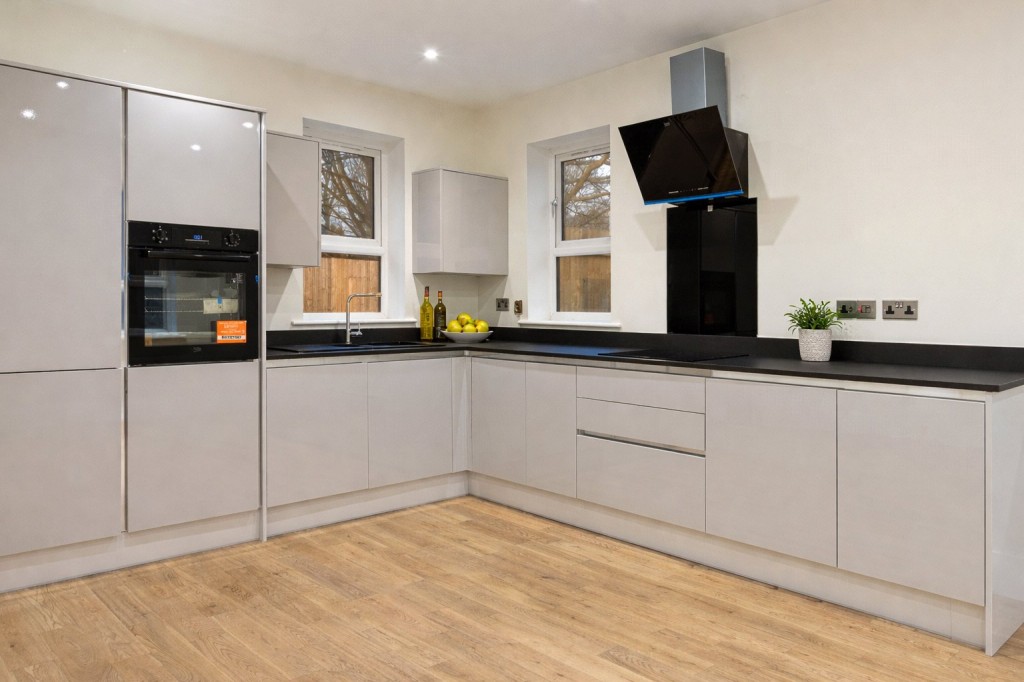 College Street, Grimsby, N. E Lincolnshire