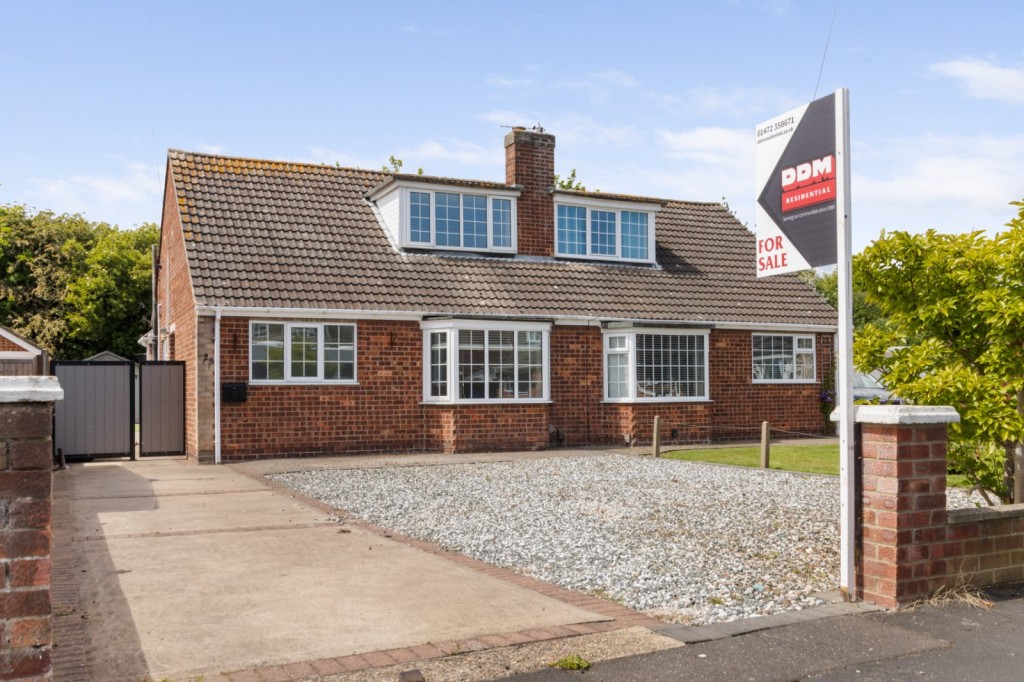New Waltham, Grimsby
