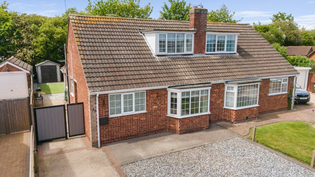 New Waltham, Grimsby