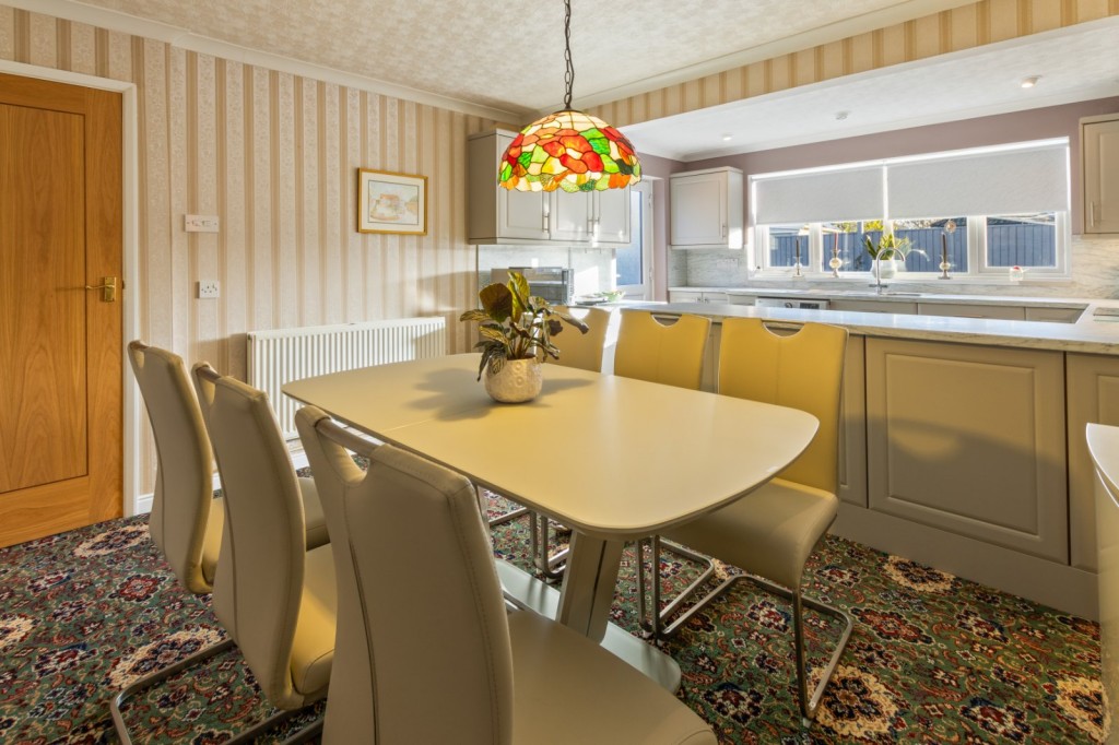 Holton le Clay, Grimsby