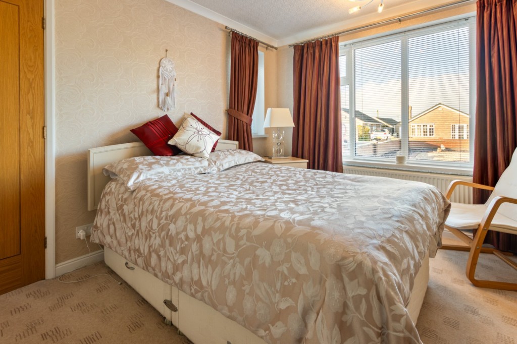 Holton le Clay, Grimsby