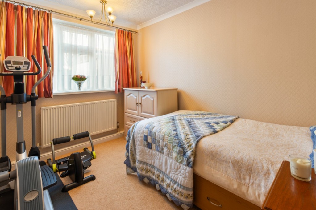 Holton le Clay, Grimsby