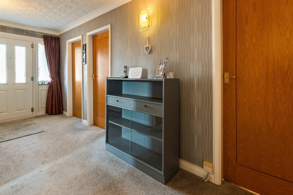 Holton le Clay, Grimsby