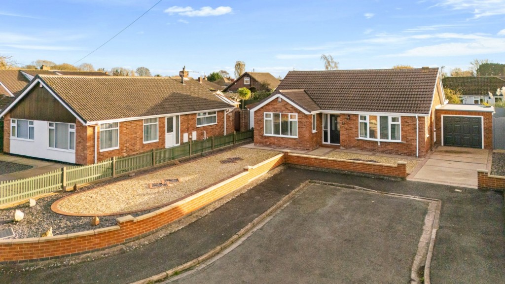 Holton le Clay, Grimsby