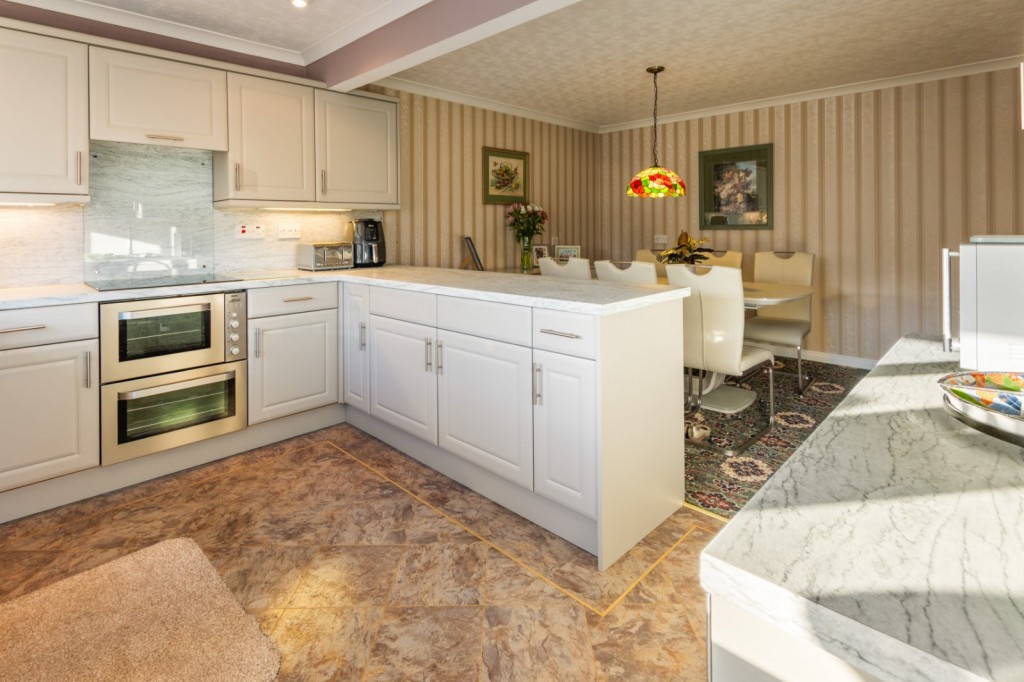 Holton le Clay, Grimsby