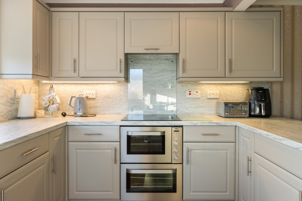 Holton le Clay, Grimsby