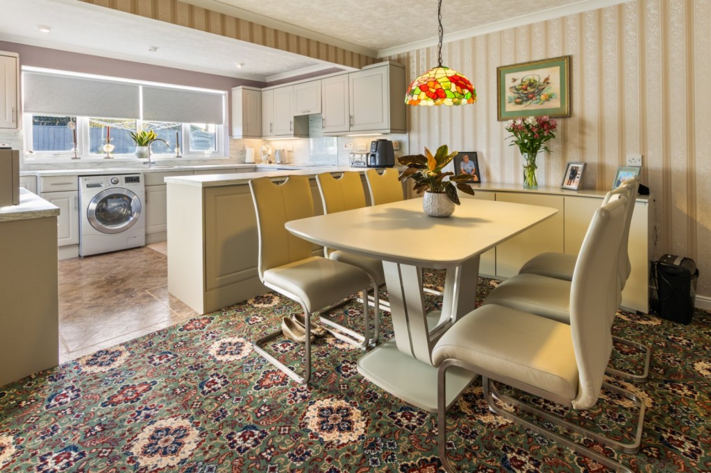 Holton le Clay, Grimsby