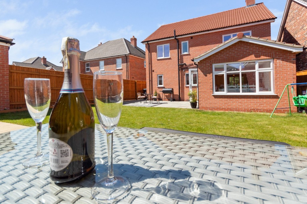 New Waltham, N E Lincolnshire