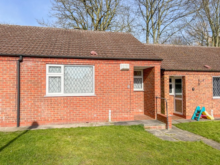 Phillip Lane, Laceby