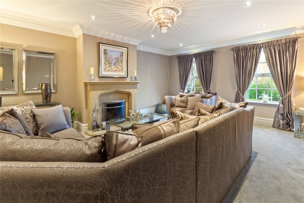 Barnoldby-Le-Beck, Grimsby