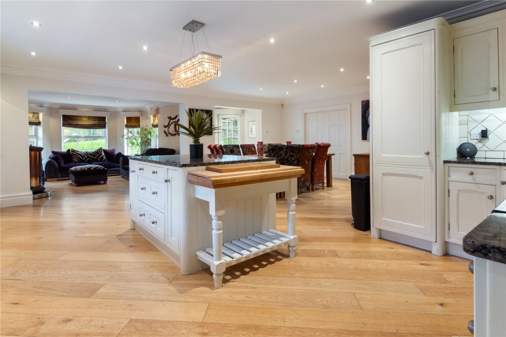 Barnoldby-Le-Beck, Grimsby