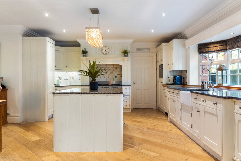 Barnoldby-Le-Beck, Grimsby