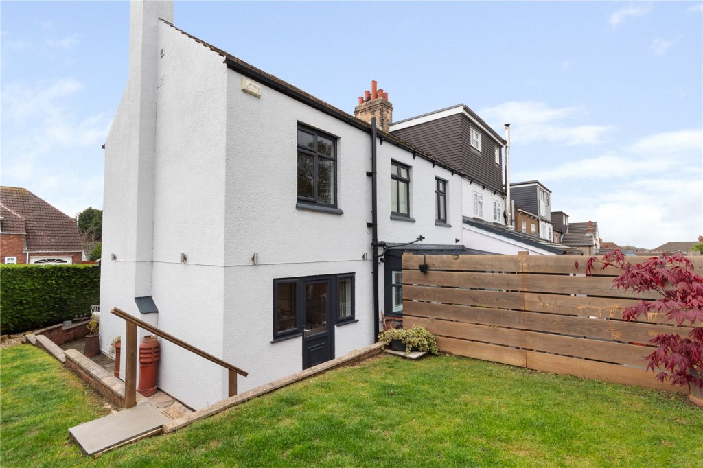 Waltham, Grimsby, N.E.Lincolnshire