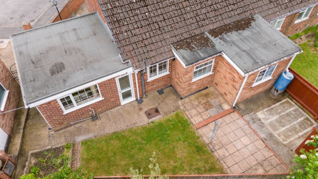Waltham, Grimsby