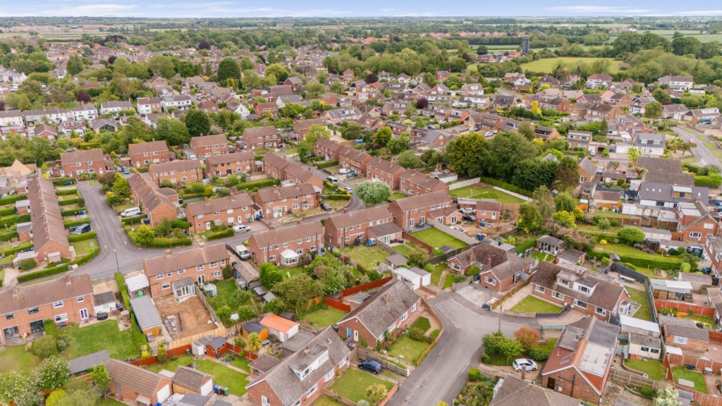 Waltham, Grimsby
