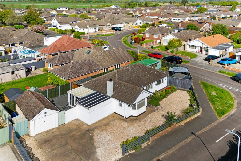 Holton-Le-Clay, Grimsby