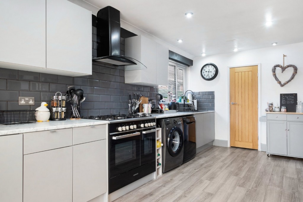 Holton-Le-Clay, Grimsby