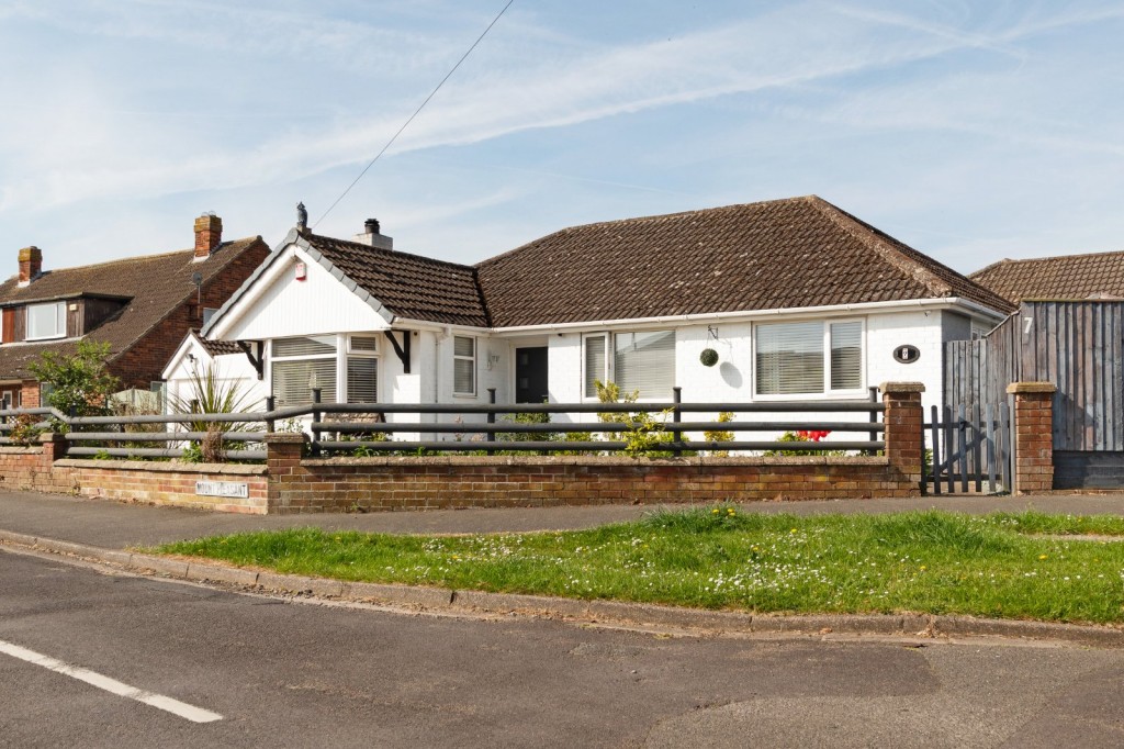 Holton-Le-Clay, Grimsby