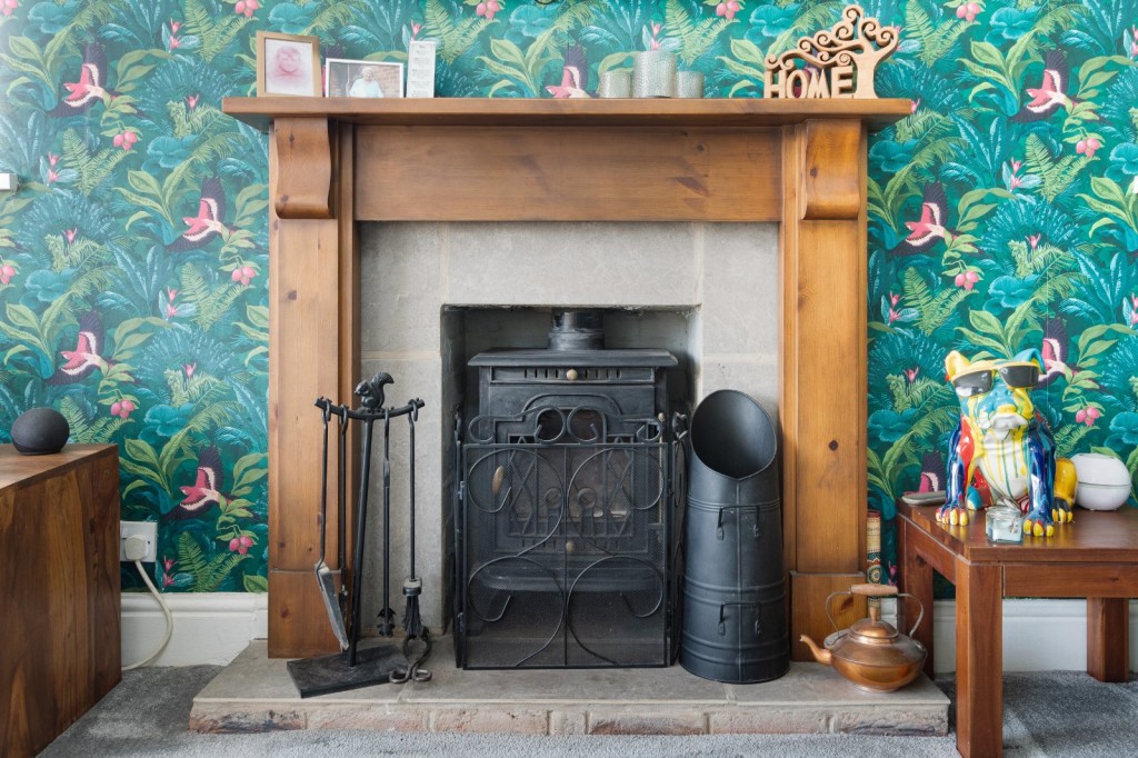 Holton-Le-Clay, Grimsby