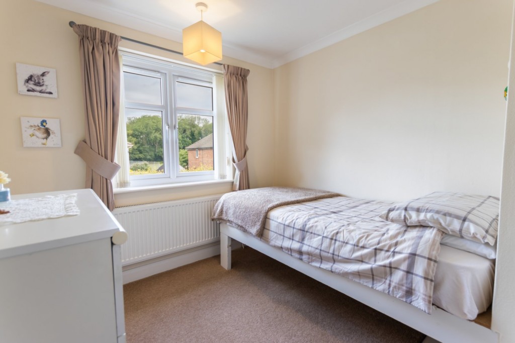 Waltham, Grimsby