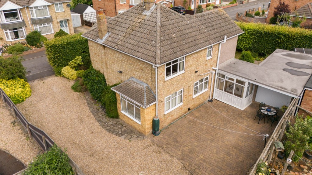 Waltham, Grimsby