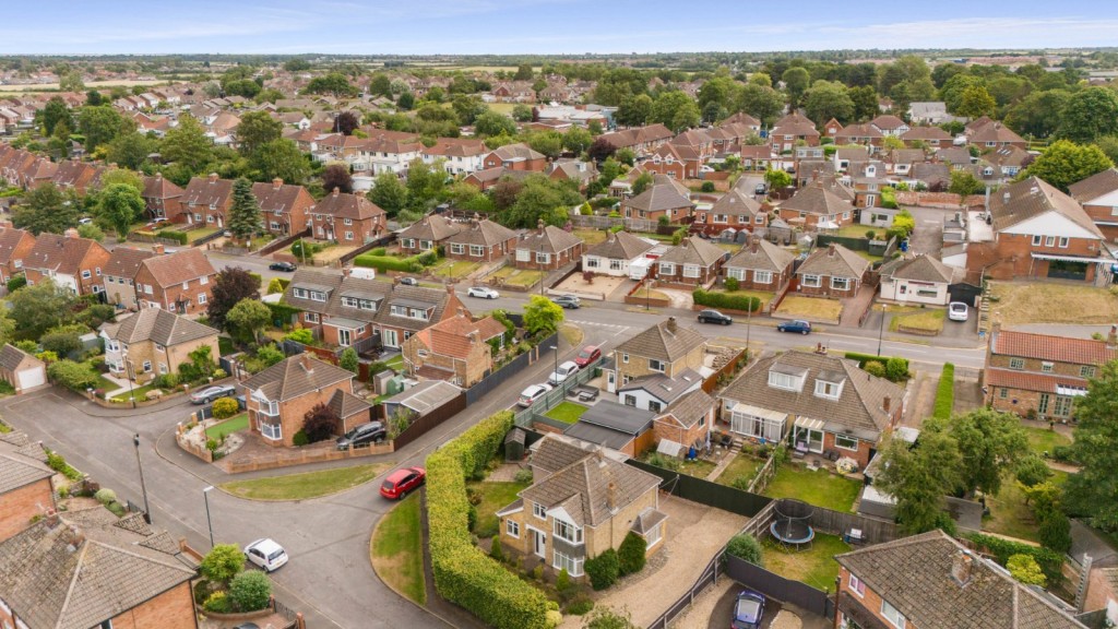 Waltham, Grimsby