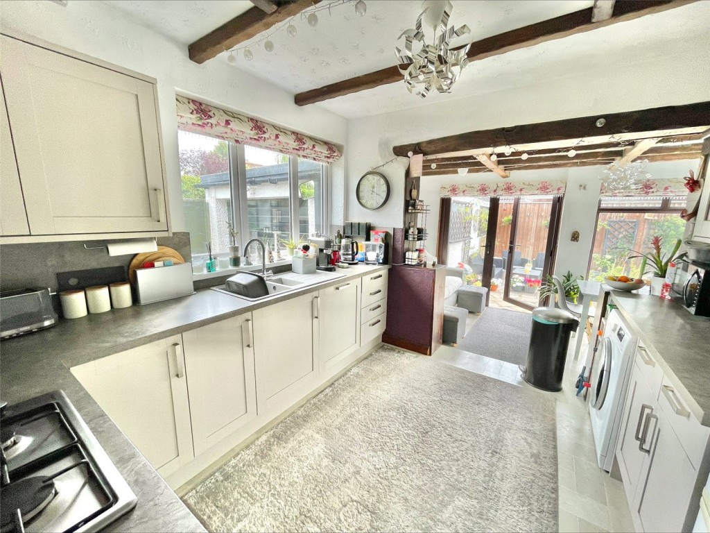 New Waltham, Grimsby