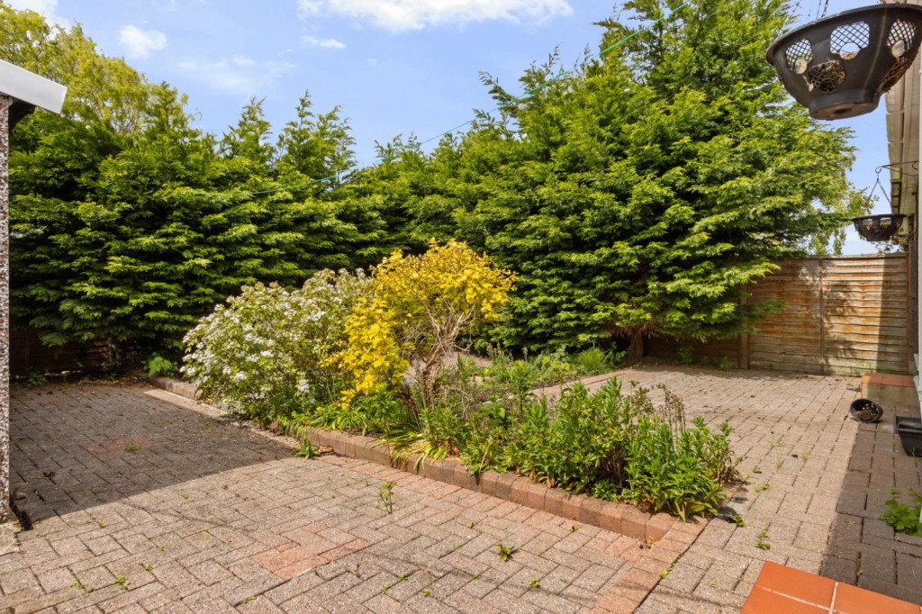 New Waltham, Grimsby
