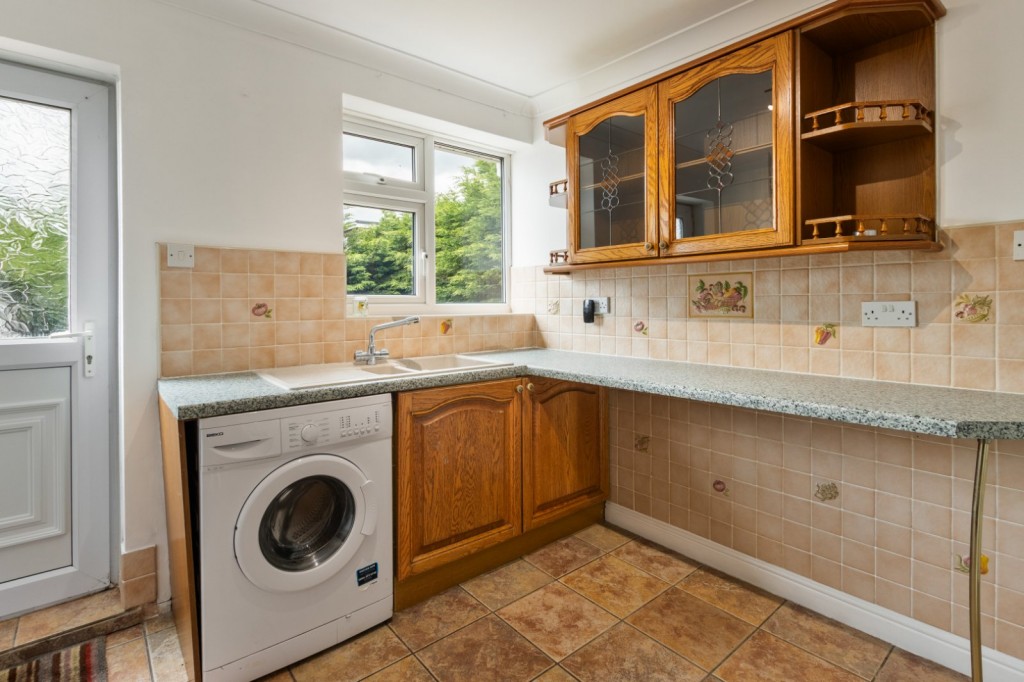 New Waltham, Grimsby