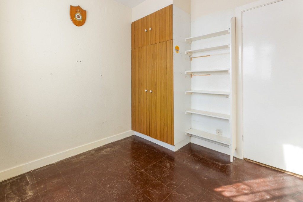 Holton le Clay, Grimsby