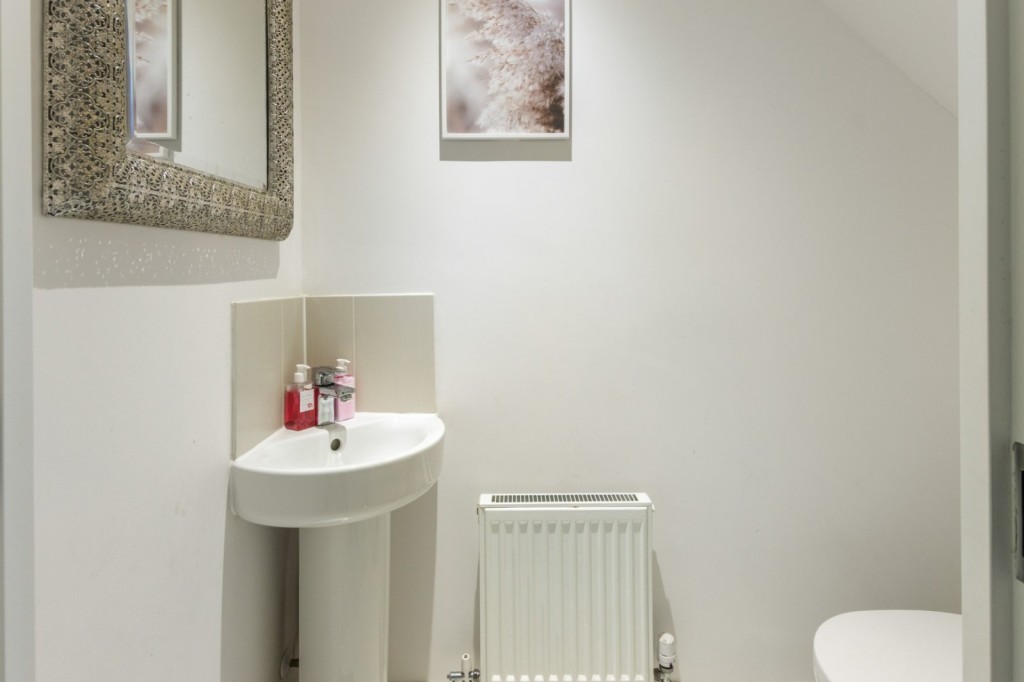 New Waltham, Grimsby