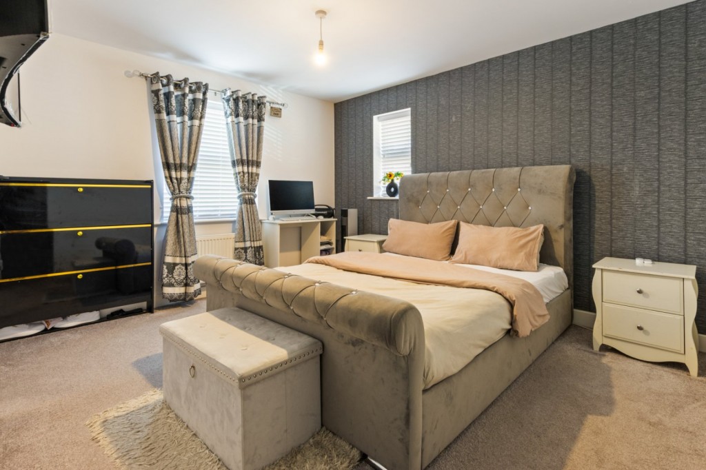 New Waltham, Grimsby