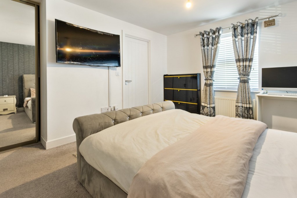 New Waltham, Grimsby