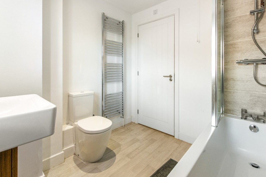 New Waltham, Grimsby